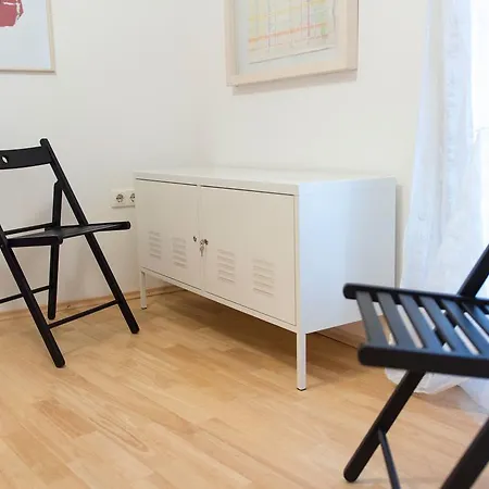 Apartament L *